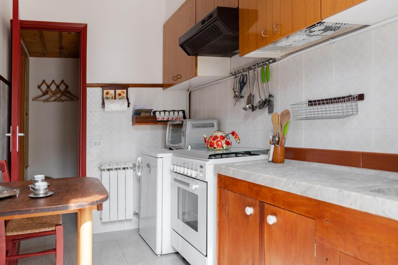 La Tana Di Nonno Bob Apartment Lerici Exterior foto